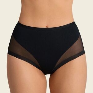 Leonisa Truly Undetectable
Comfy Shaper Panty in Black: XLarge